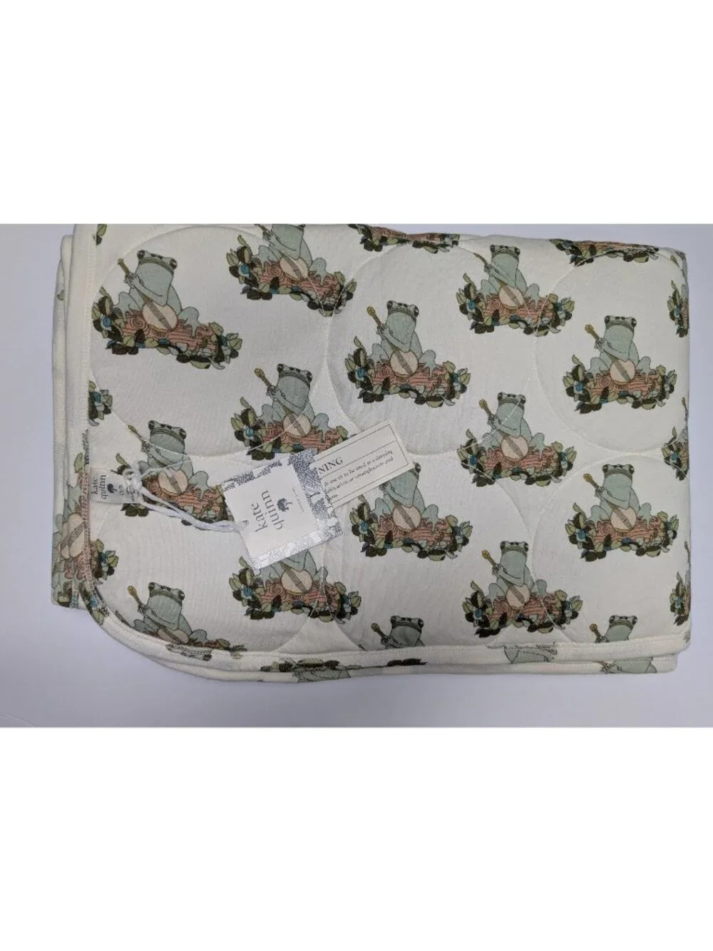 Kate Quinn Organic Cotton Banjo Frogs Classic Circle Quilt Baby Blanket